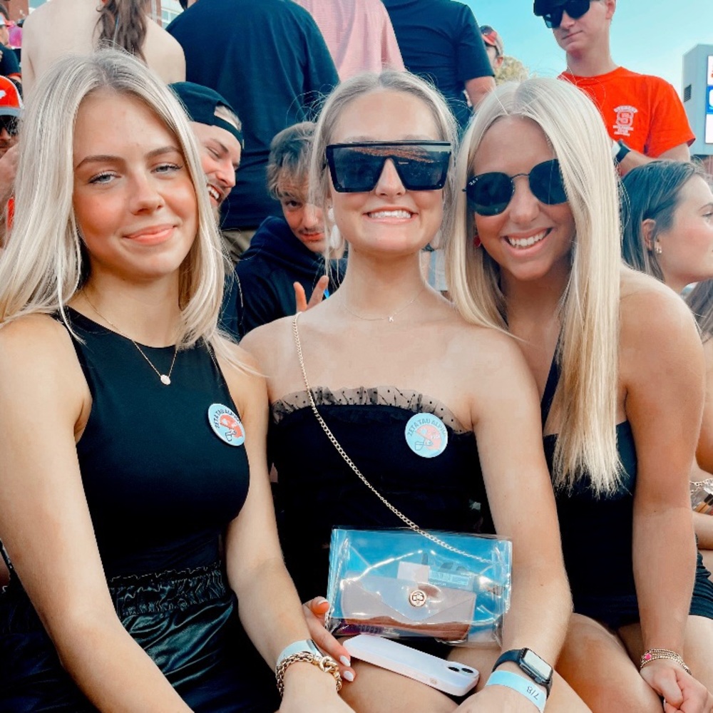 Meet your Posher, Grace